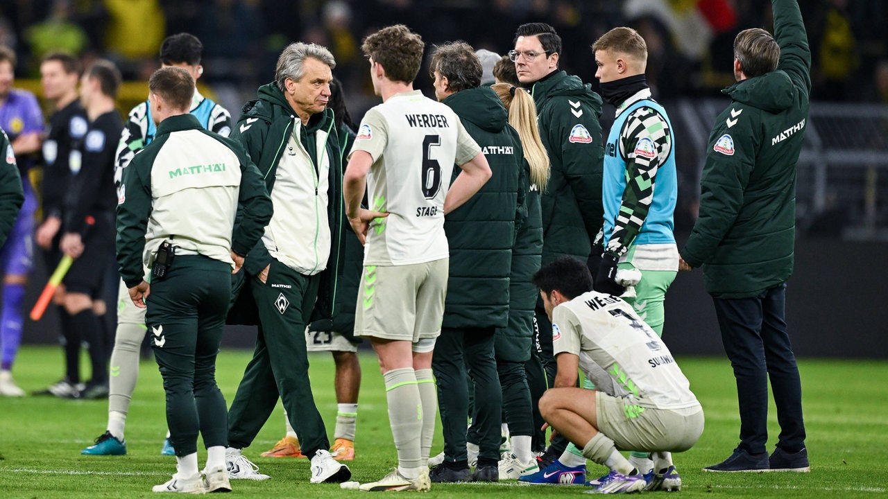 Keine Tore, hartes Programm: Werder taumelt in den Abstiegskampf