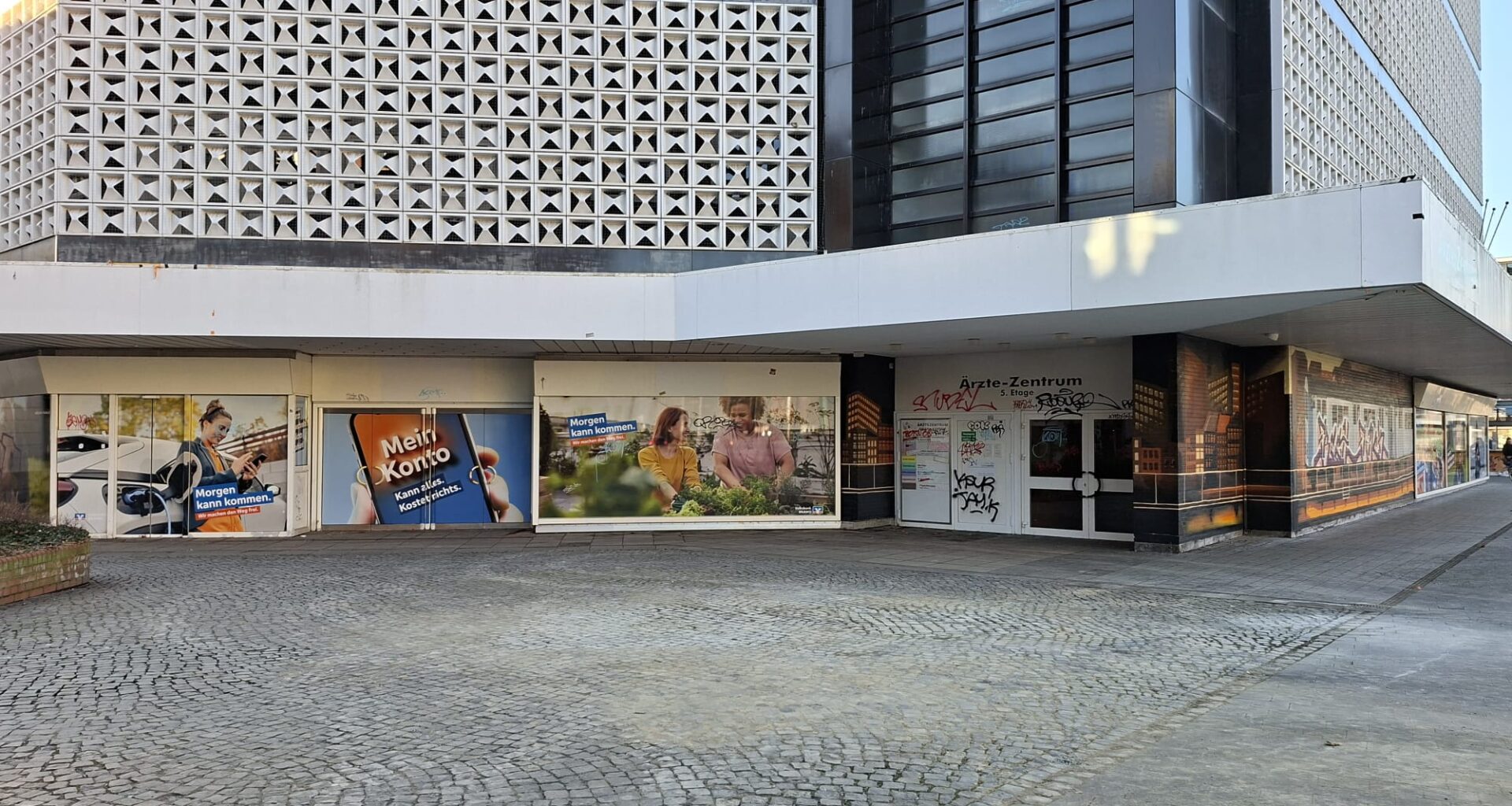 Gähnende Leere am ehemaligen Horten-Haus in Braunschweig.
