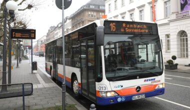 Sperrung in der Schwalbacher Straße in Wiesbaden: Busse werden umgeleitet