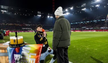 Queerer Fan macht Heiratsantrag vor Köln-Spiel
