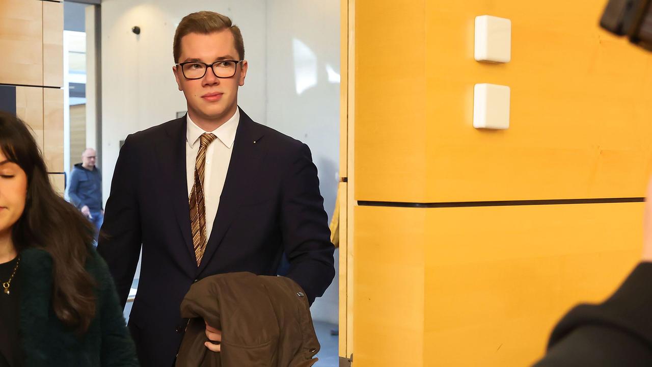 Geldstrafe für AfD-Politiker Halemba wegen Geldwäsche und Nötigung