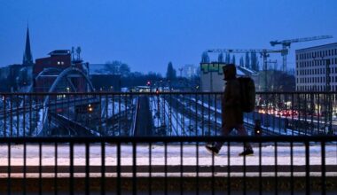 Warnung vor Eisregen und Glätte – U2 in Berlin unterbrochen