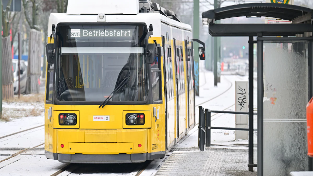 Berlin: Nahverkehrsstreik und Auswirkungen auf den öffentlichen Verkehr - Politik