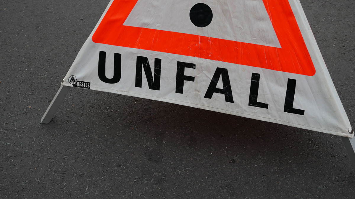 Braunschweig: Zwei Verletzte bei Unfall auf der Hansestraße