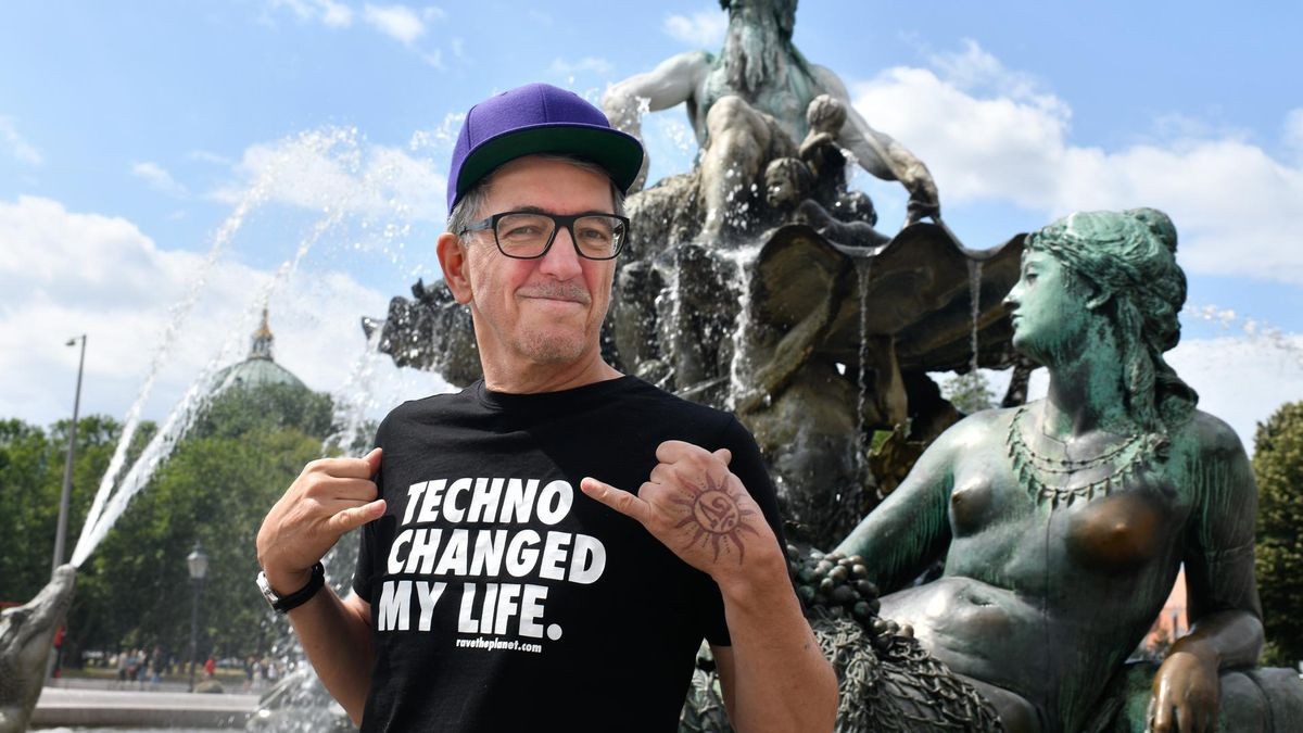 Dr. Motte (Matthias Roeingh).