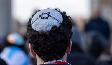 Antisemitische Straftaten auf hohem Niveau – neue Zahlen alarmieren