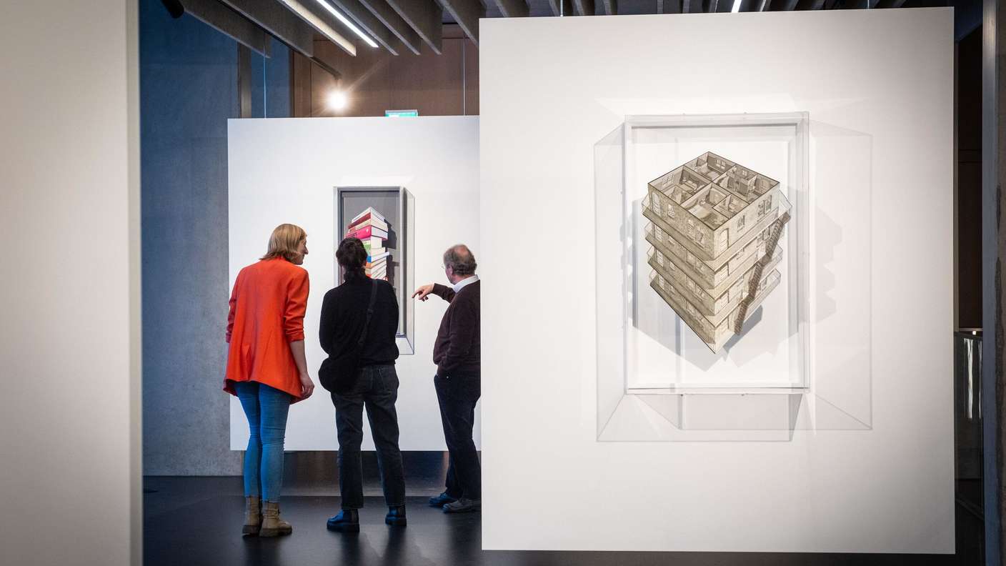 Ein Blick in die Ausstellung von Patrick Hughes "The Perspective Paradox" im Explorhino.