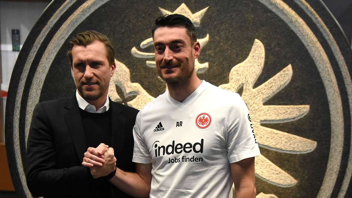 „Rette sich wer kann“: Knallharte Abrechnung von Eintracht-Boss Markus Krösche lässt tief blicken - Frankfurter Rundschau