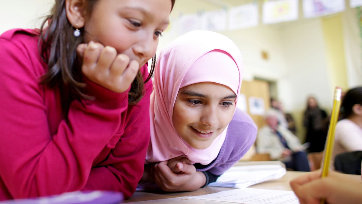 Kritik am Vorzeigemodell: Wie neutral darf Schule sein? Petition fordert Alternative zum Religionsunterricht