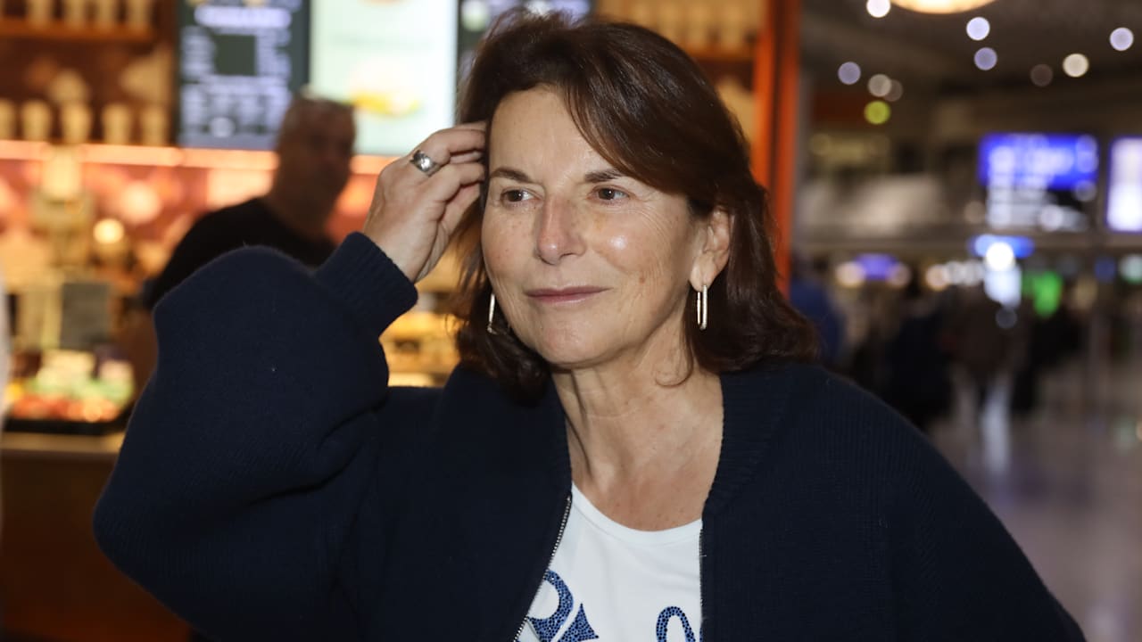 Dschungelcamp: Familiärer Notfall! Claudia Obert reist überstürzt ab - BILD