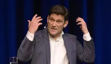 Kein Blabla: Satiriker Christian Ehring im Capitol - Mannheim