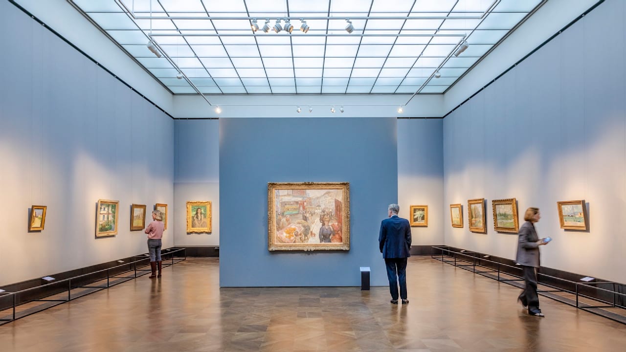 Das rät Experte Magnus Resch: Kann man auch mit kleinem Geld Kunst kaufen? | Geld