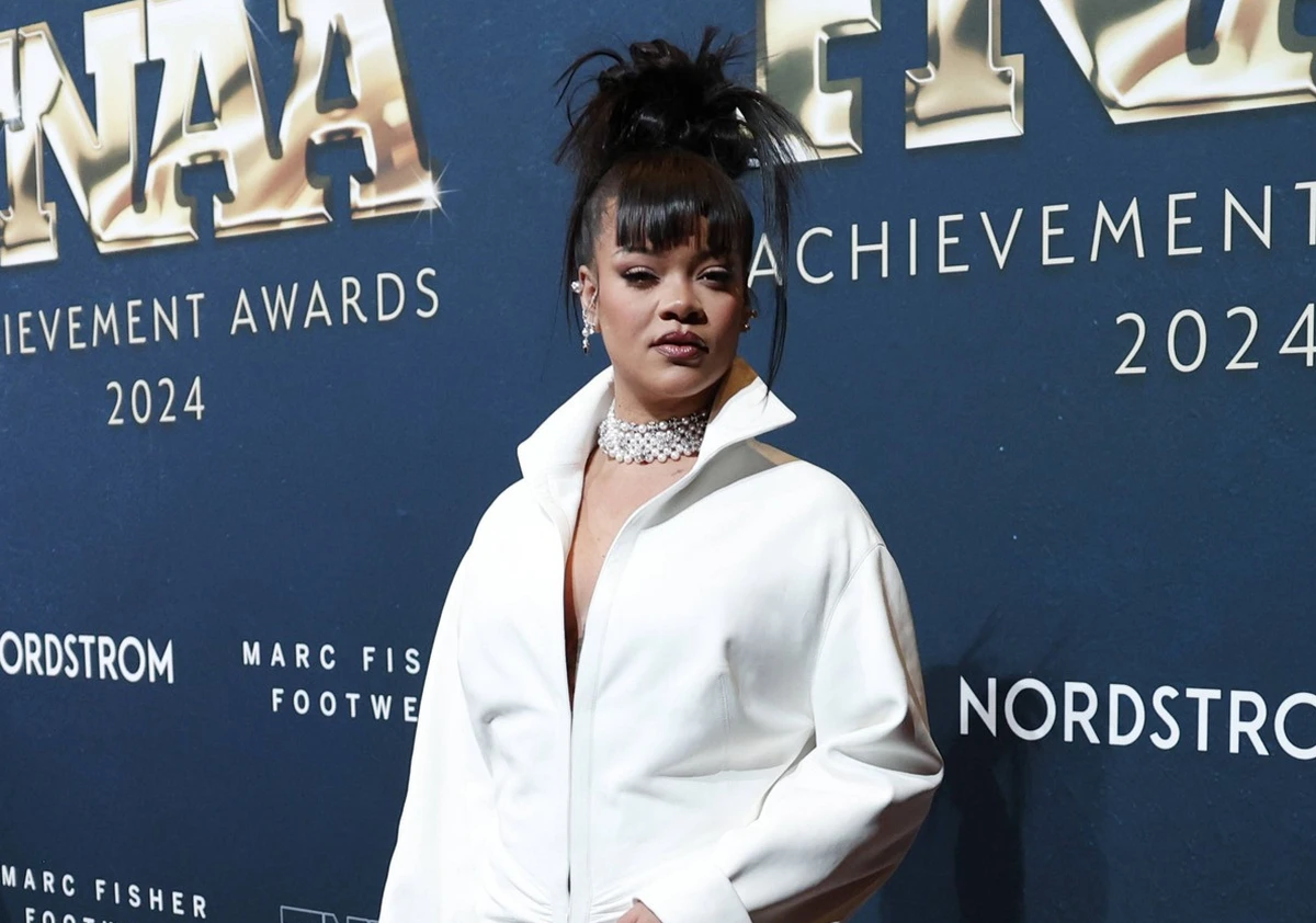 Rihanna arrives on the red carpet at the 38th Annual Footwear News Achievement Awards at Cipriani South Street in New York City on Wednesday, December 4, 2024. PUBLICATIONxINxGERxSUIxAUTxHUNxONLY NYP2 ...
