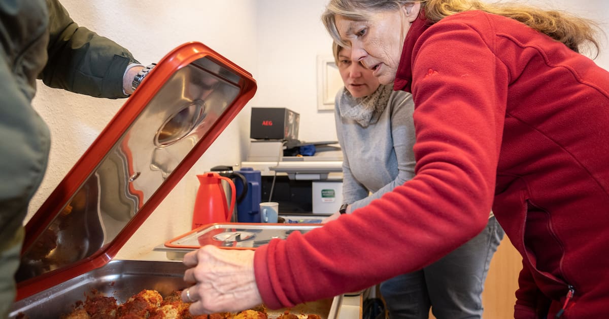 Günstiger Mittagstisch für Senioren in Kiel: Gemeinsam statt einsam