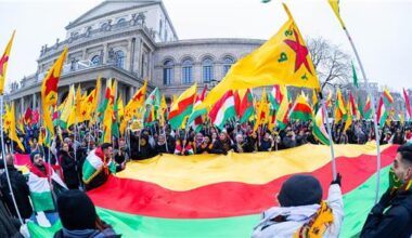 Tausende setzen Zeichen gegen Gewalt in Nordsyrien