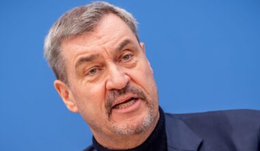 Markus Söder fordert eine Stunde Mehrarbeit pro Woche! | Politik