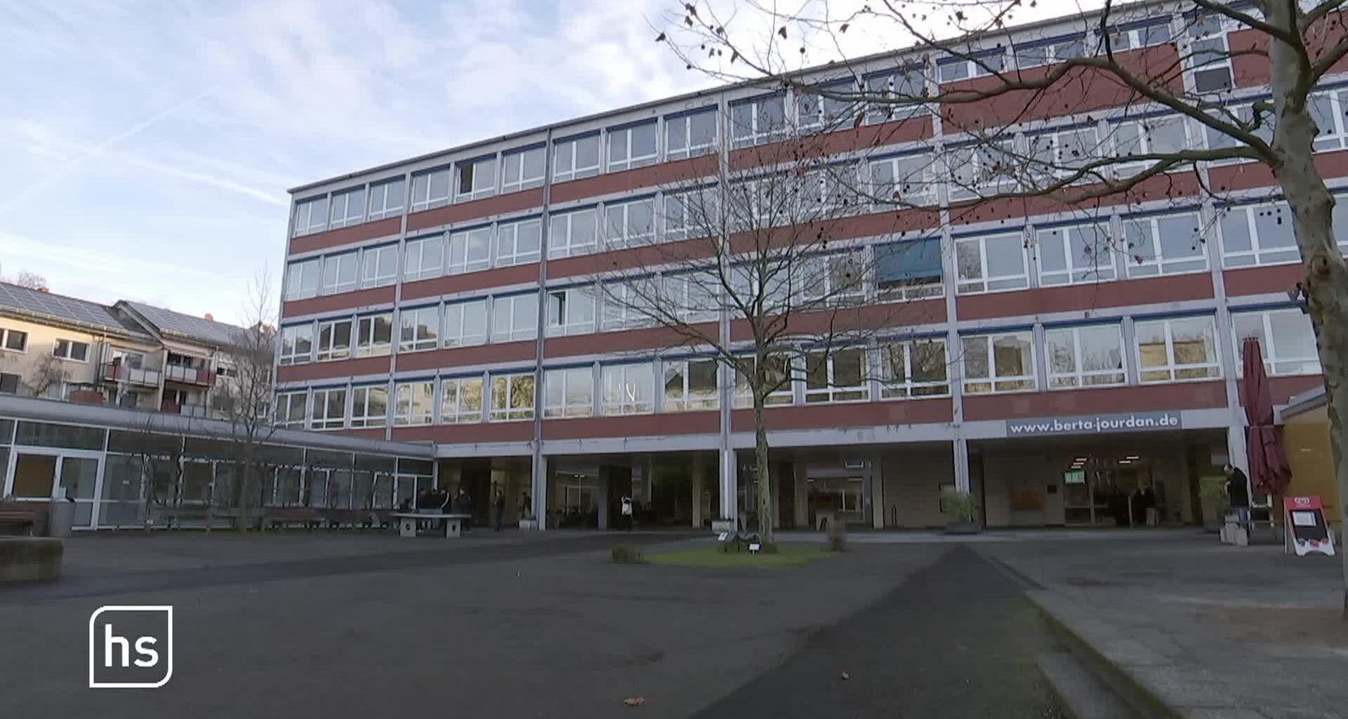 Streit um Zukunft der Berta-Jourdan-Schule in Frankfurt - Video