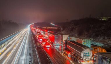 Wiesbaden/Raunheim | 30-Kilometer-Stau in Hessen aufgelöst