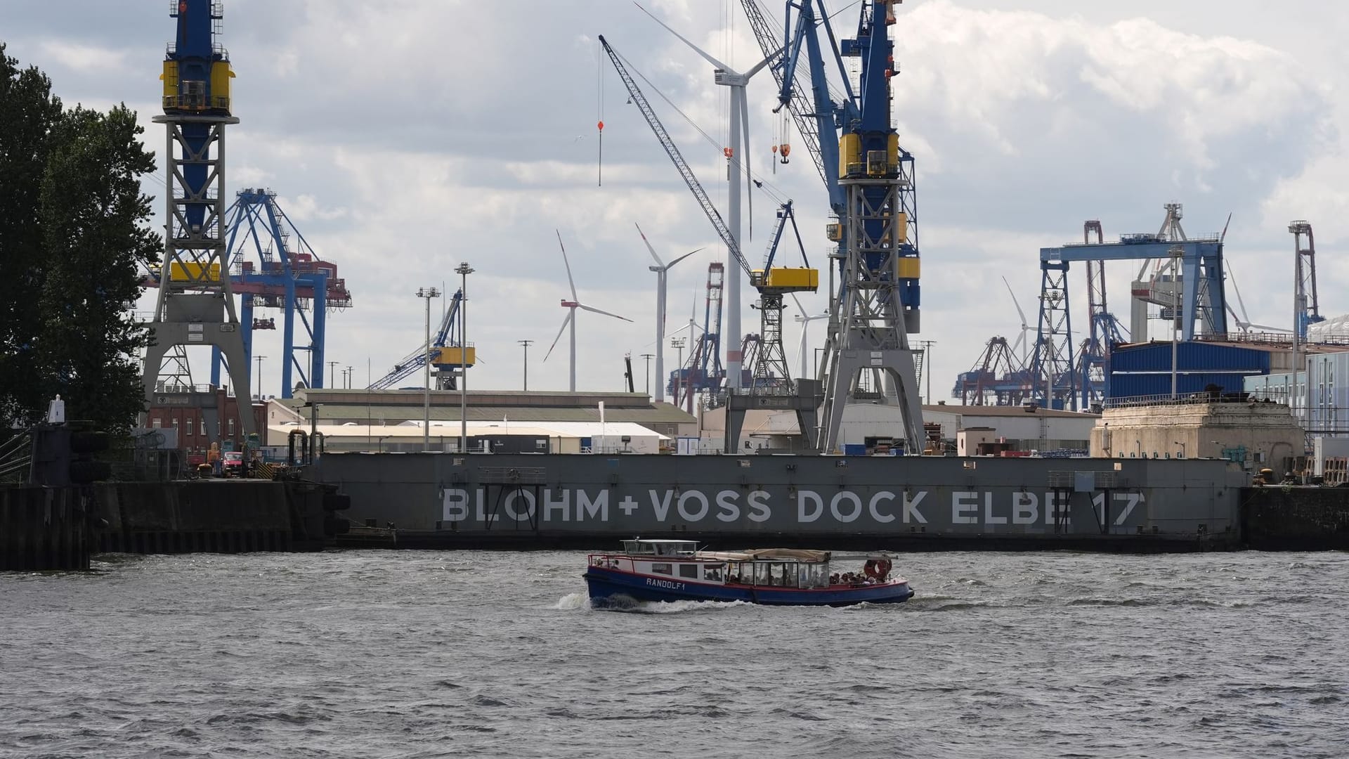 Dock Elbe 17 Blohm+Voss Dock Elbe 17 Blohm+Voss
