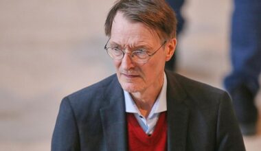 Lauterbach lehnt Privatisierung von Zahnarztkosten ab