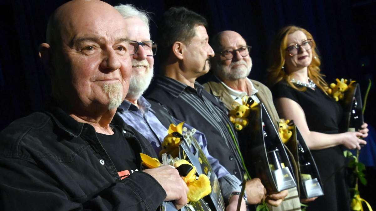 Musikalische Ehrung: Ein Dankeschön für Sonneberger Stones - Sonneberg/Neuhaus