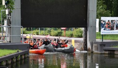 Spende für Brandenburger Fußballcamp
