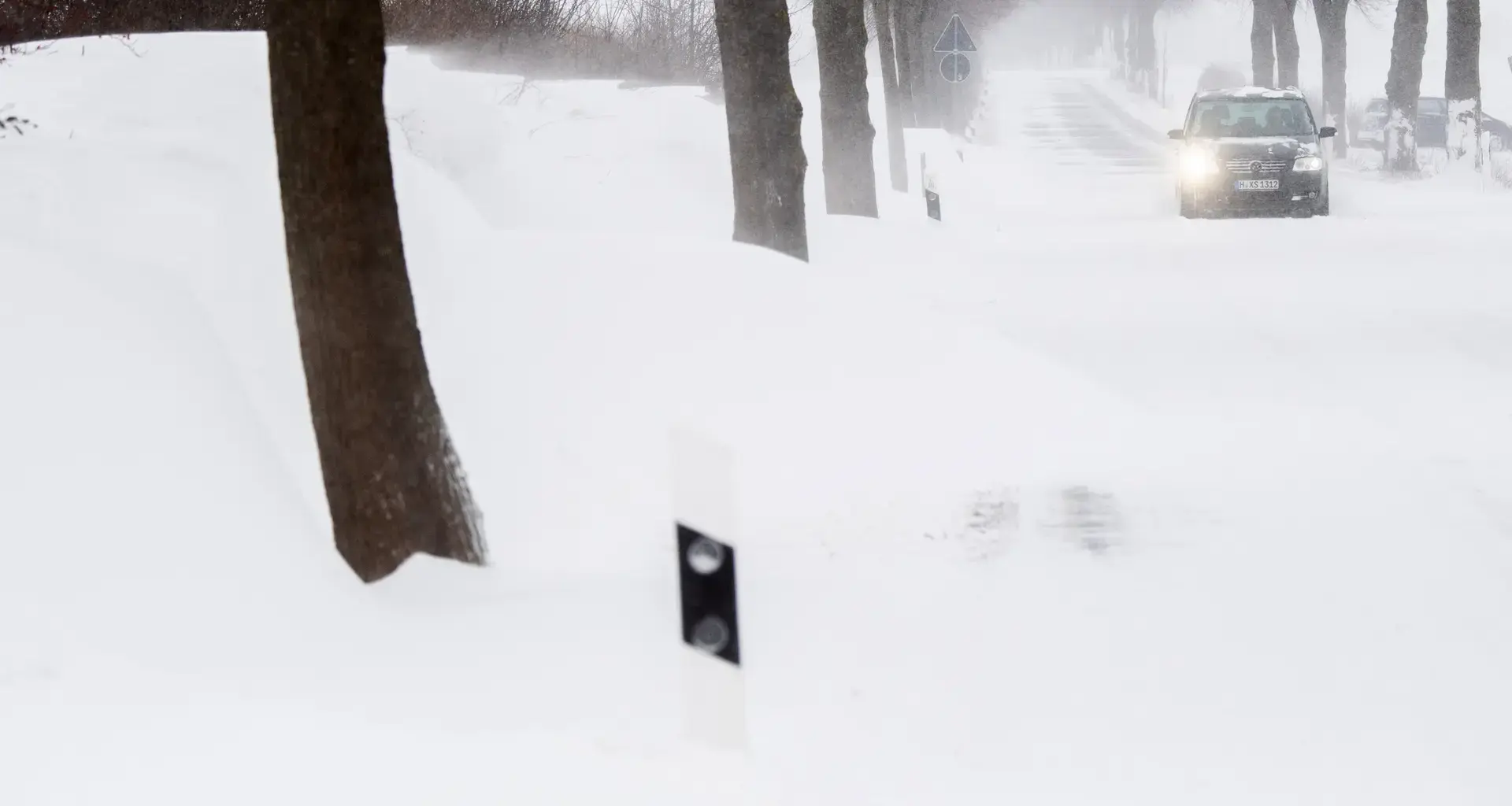 Straßen in Niedersachsen: Heute Gefahr von Glatteis, Schnee und gefrierendem Regen