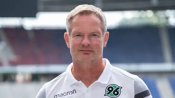 Jörg Sievers, ehemalige Torwart von Hannover 96. | picture alliance/dpa, Peter Steffen Jörg Sievers, ehemalige Torwart von Hannover 96.