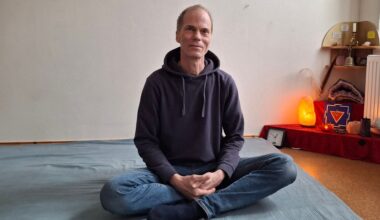 Tantralehrer vor Gericht: Streit mit dem Leipziger Ordnungsamt über "sexuelle Stimulation" bei Tantra-Massagen