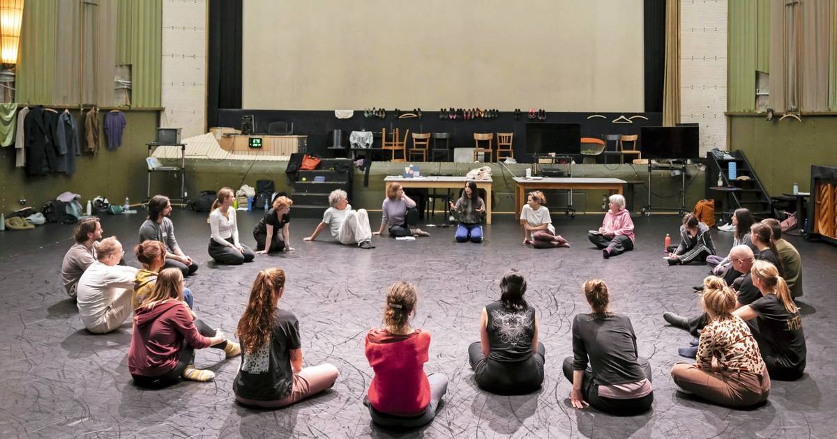 Spartenübergreifende Fortbildungsreihe von Bühnen und Tanztheater