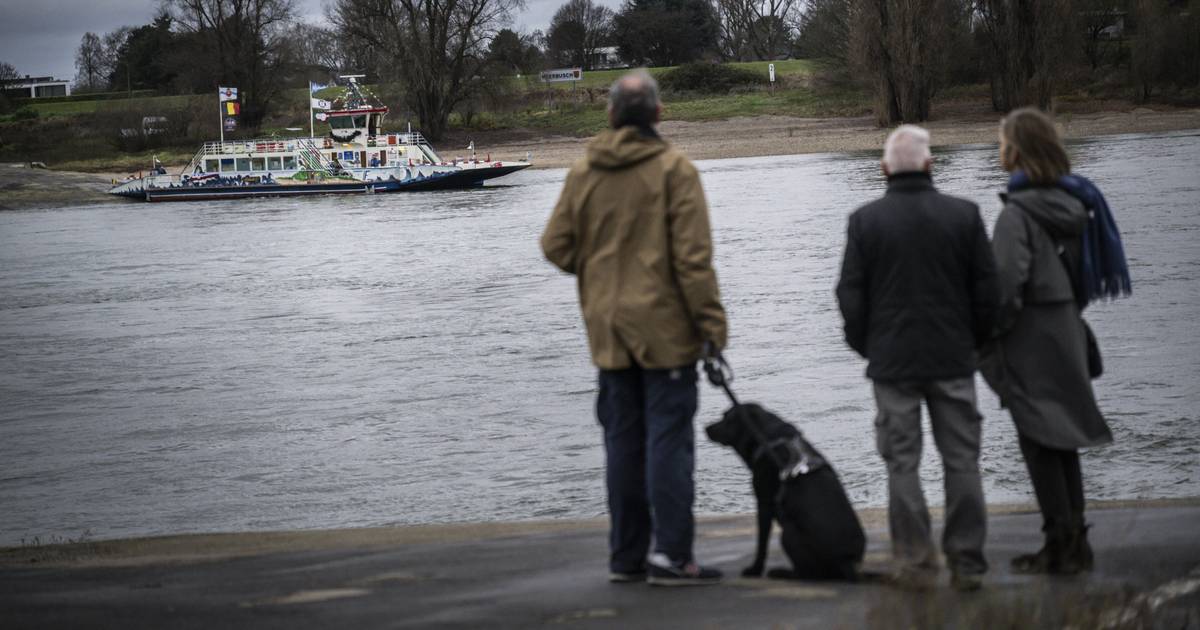 Übernimmt die Rheinbahn auch die Kirmes-Fähre?