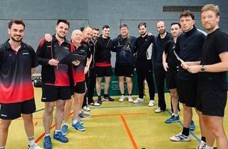 TTV Ronsdorf stolpert, TTC Wuppertal überrascht