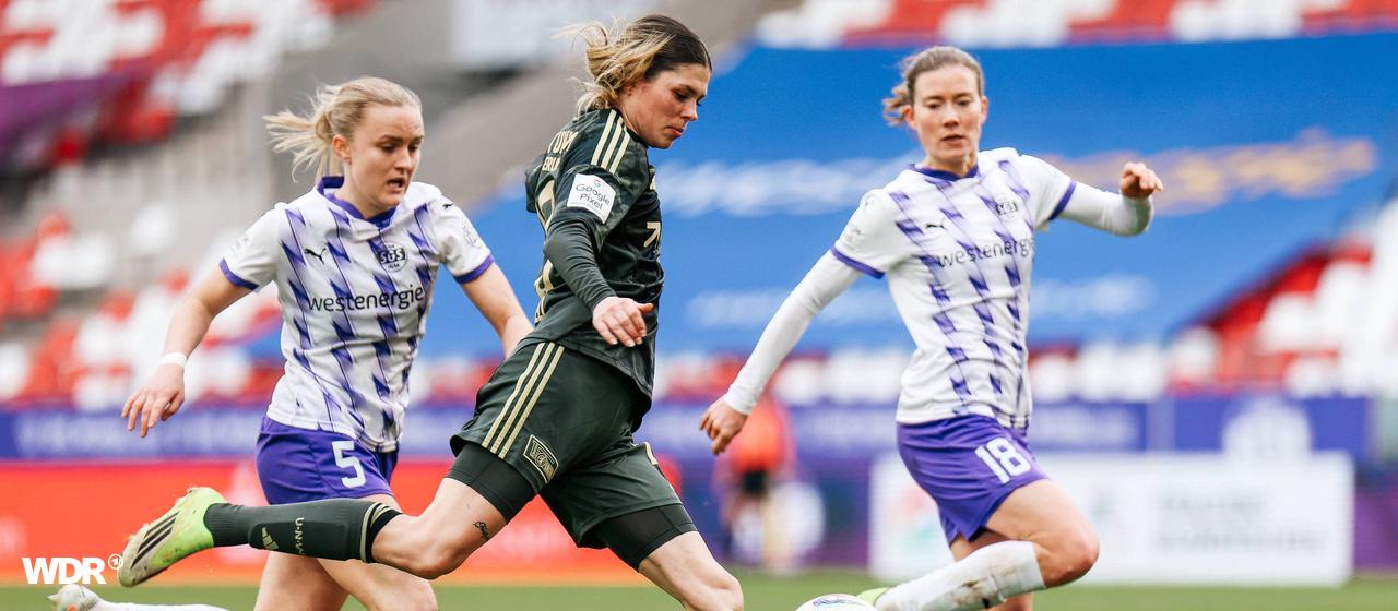 Eileen Campbell am Ball