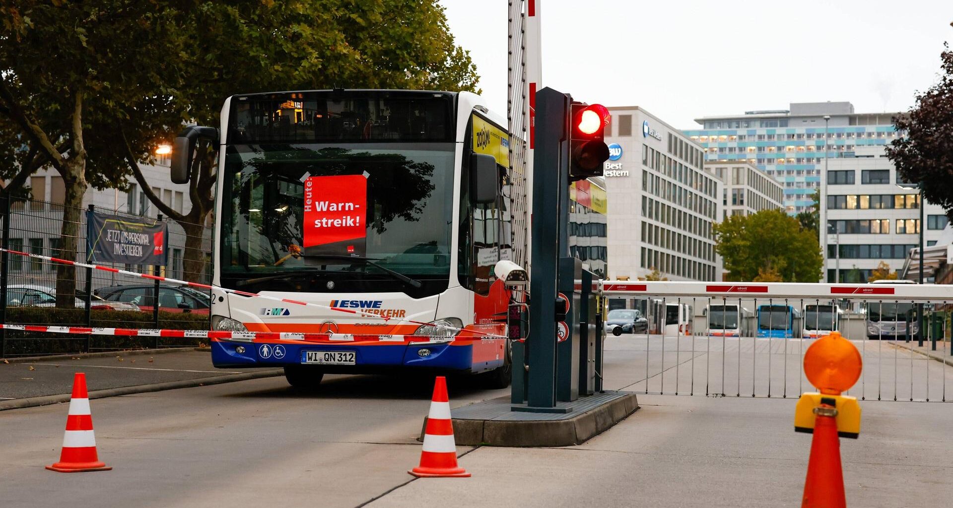 Verdi-Streik am Montag: Welche Busse und Bahnen in Frankfurt, Kassel und Wiesbaden trotzdem fahren