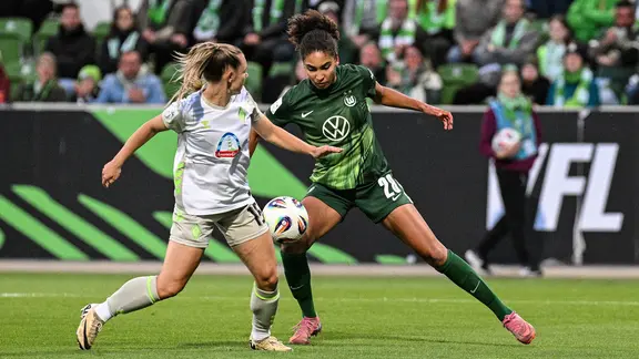 Spielszene VfL Wolfsburg - Werder Bremen | Imago/lobeca Spielszene VfL Wolfsburg - Werder Bremen