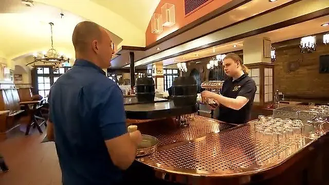 Traditionsbrauerei in Düsseldorf zapft besonderes Bier
