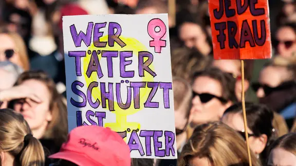 Demonstration gegen sexualisierte Gewalt