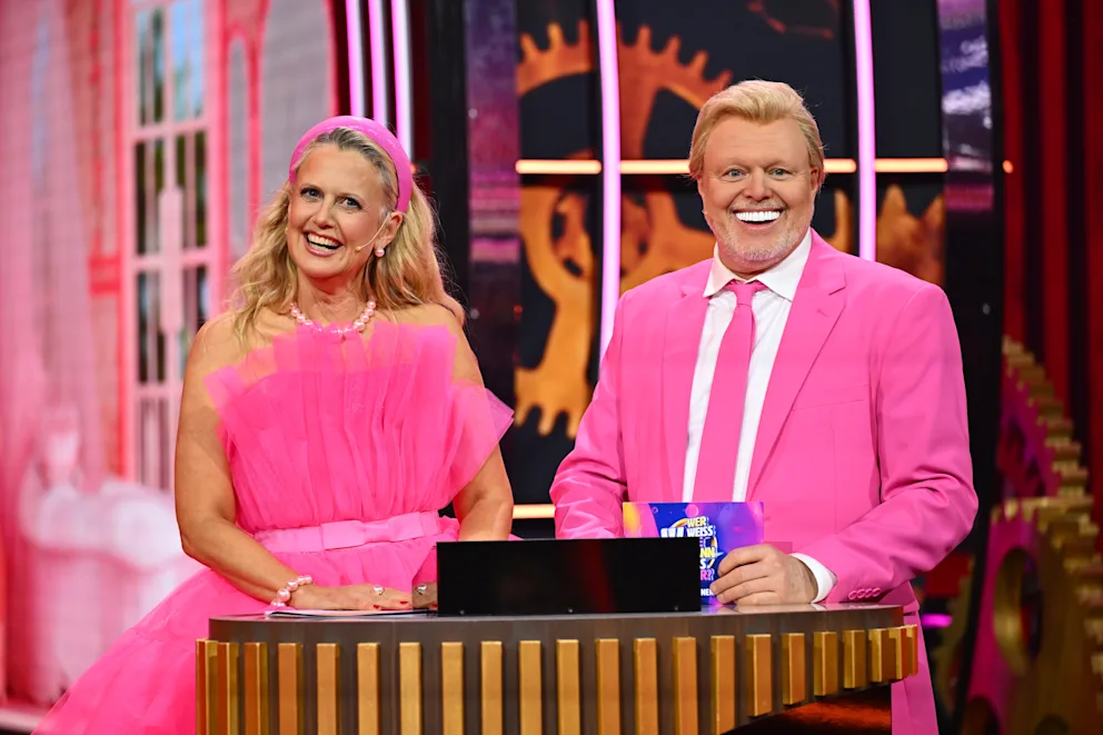 Gute-Laune-Team: Die neue RTL-Show „Wer weiß wie wann was war?“ mit Barbara Schöneberger und Stefan Raab (59) kam so gut an, dass sie im Herbst fortgesetzt wird