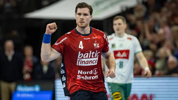 Johannes Golla (SG Flensburg-Handewitt9