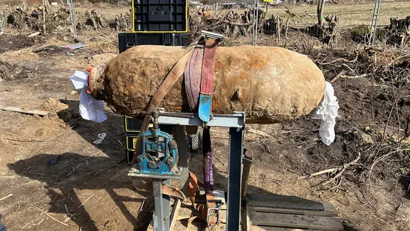 Eine in Kiel entschärfte Fliegerbombe aus dem Zweiten Weltkrieg. | Polizei Kiel Eine in Kiel entschärfte Fliegerbombe aus dem Zweiten Weltkrieg.