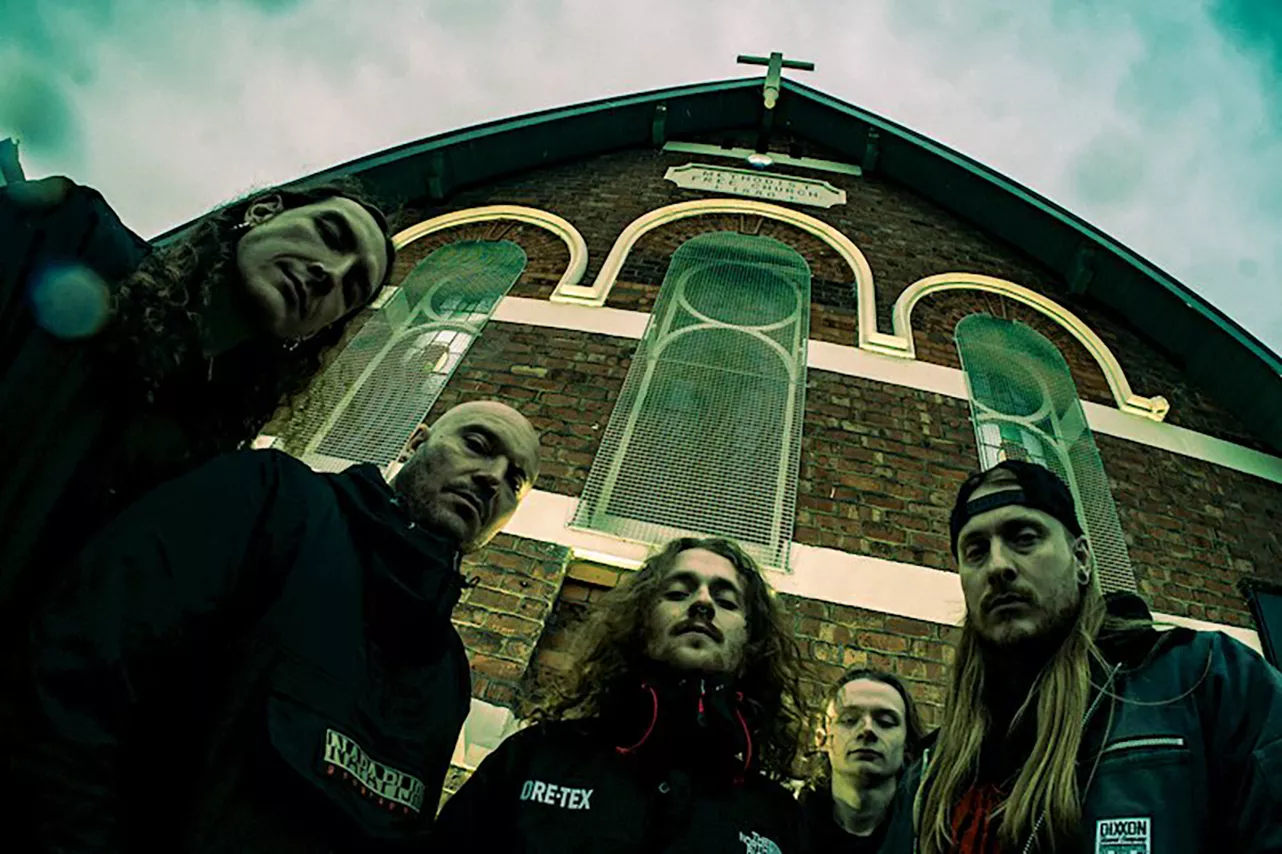 Ingested entfernen Sänger Josh Davies komplett von neuem Album