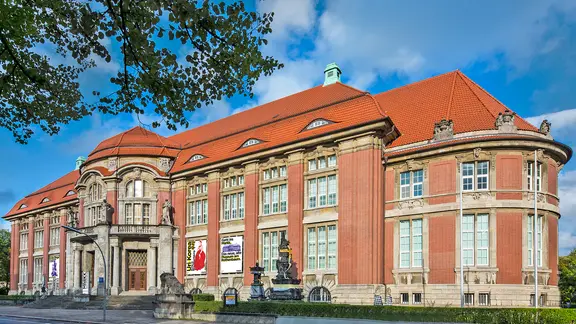 Das MARKK, ehemals Museum für Völkerkunde in Hamburg. | MARKK, Paul Schimweg Das MARKK, ehemals Museum für Völkerkunde in Hamburg.