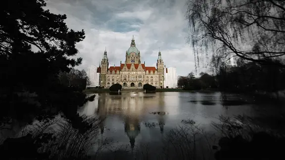 Das Rathaus am Maschsee. | NDR, Julius Matuschik Das Rathaus am Maschsee.