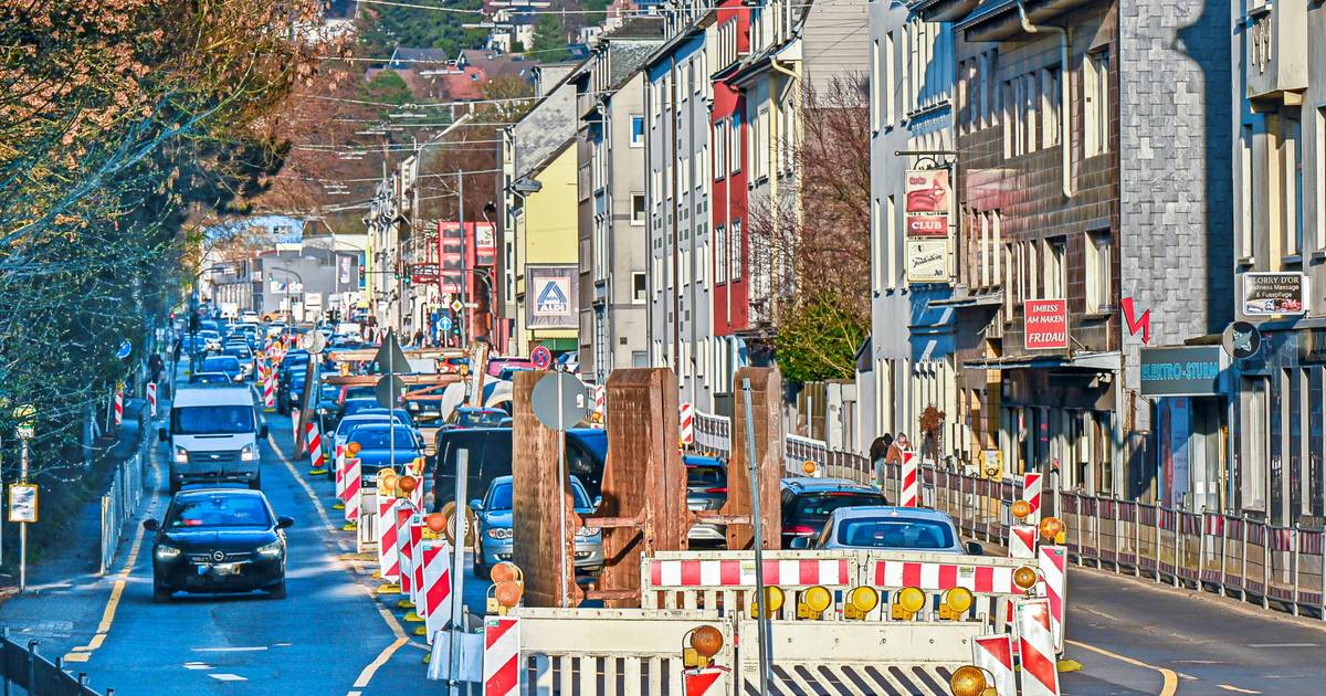 Warum so lange an der Uellendahler Straße gebaut wird