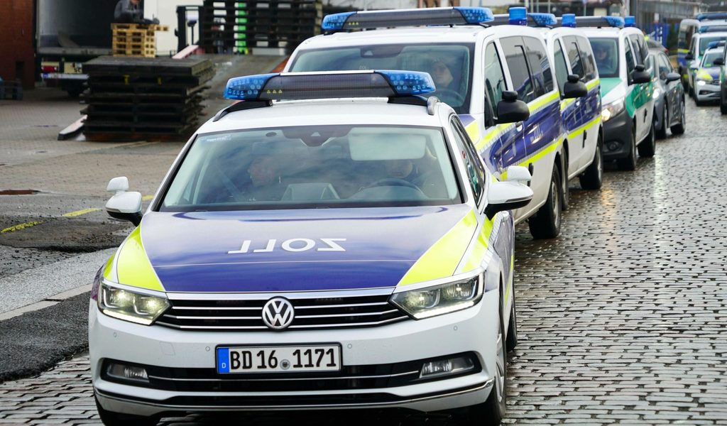 Großeinsatz der Polizei in Hamburg: Verdacht auf Schwarzarbeit