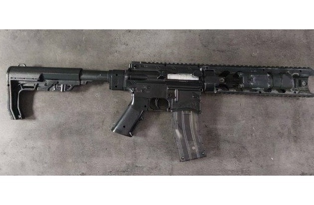 BPOL NRW: Softairwaffe löst Polizeieinsatz aus - Aufmerksame Beamte stellen Mann im ...