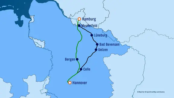 Der bisherige Streckenverlauf und die von der DB bevorzugte Neubauroute (links). | NDR Der bisherige Streckenverlauf und die von der DB bevorzugte Neubauroute (links).