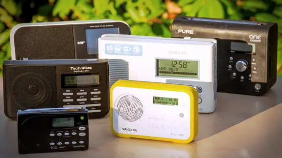 verschiedene DAB+ Radios | NDR, Moritz Kirscht, Patrick Joosten verschiedene DAB+ Radios