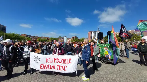 Menschen bei einer "Fridays for future" Demonstration