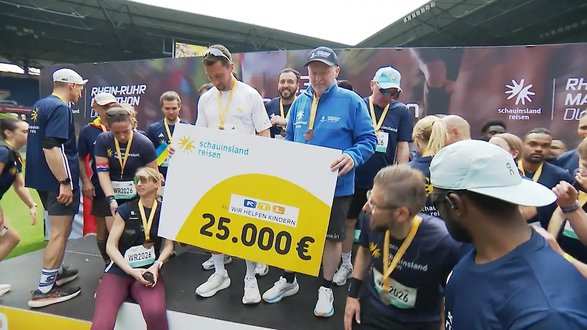 Weltrekord für Joey Kelly – Extremsportler läuft Marathon mit 42 Nationen in Duisburg